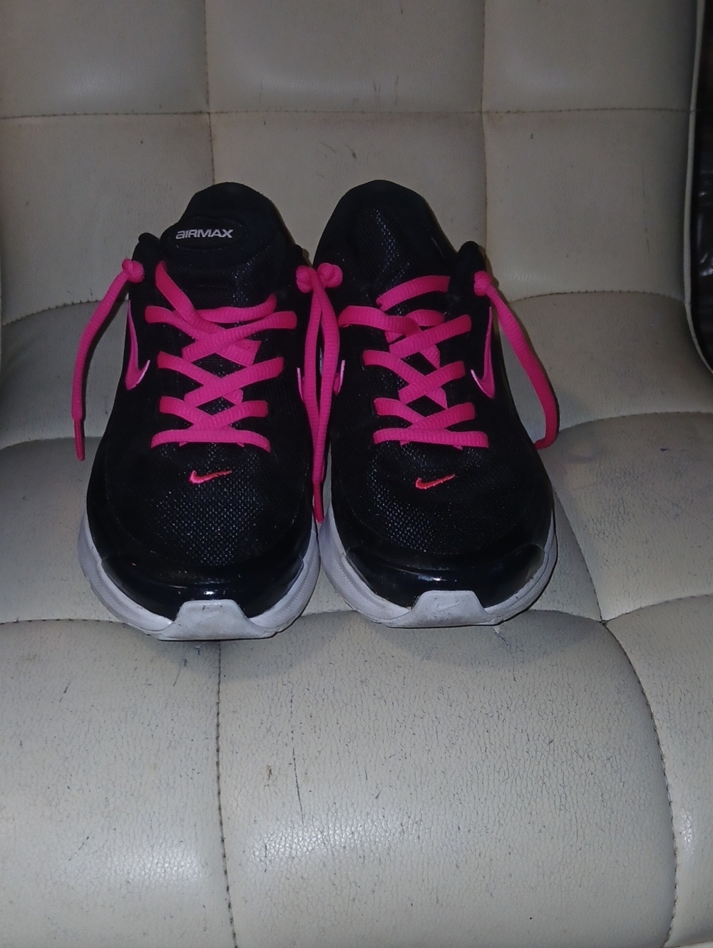 Nike Women's Black Sneakers with Bright Pink Accents